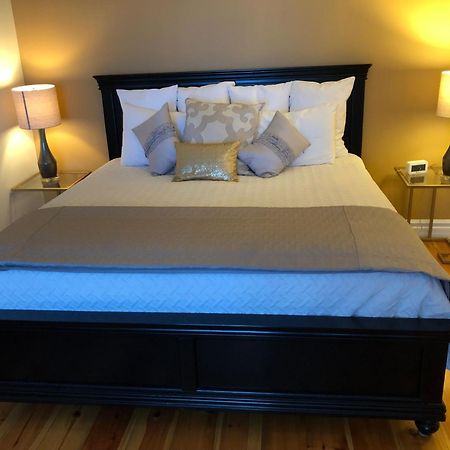Belle De Nuit Hotel Wakefield Eksteriør billede