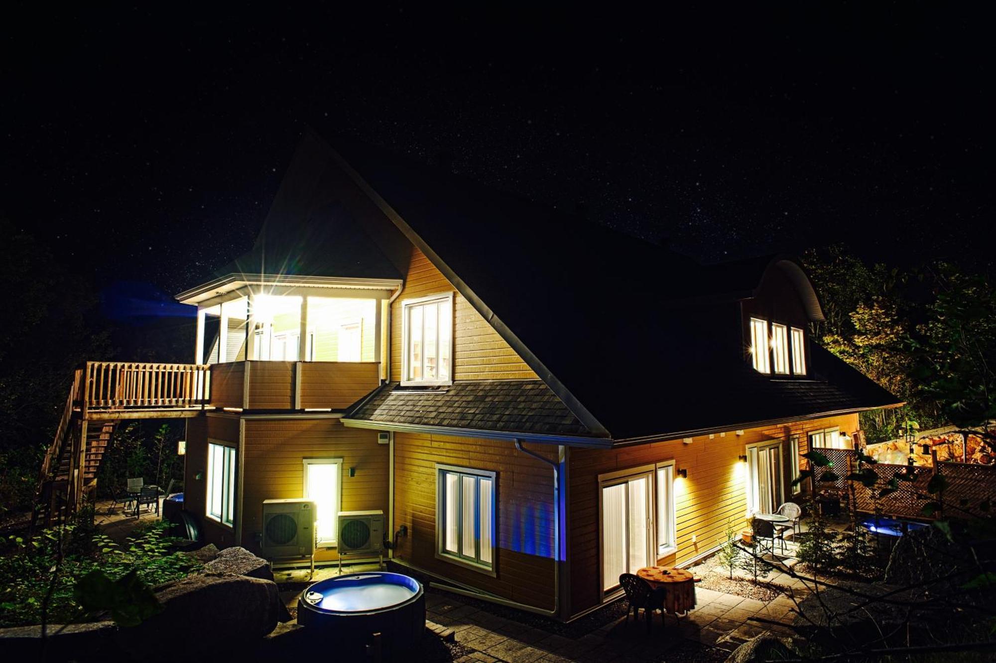 Belle De Nuit Hotel Wakefield Eksteriør billede