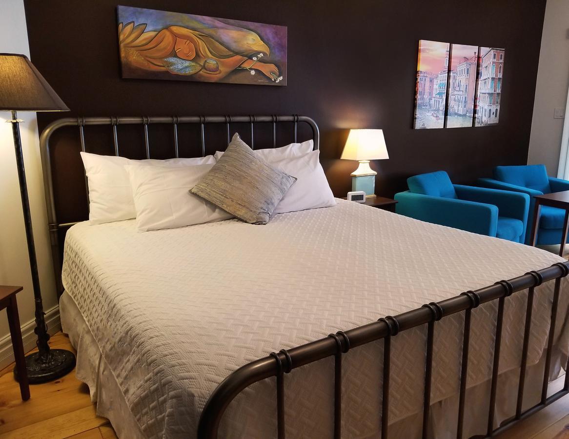 Belle De Nuit Hotel Wakefield Eksteriør billede